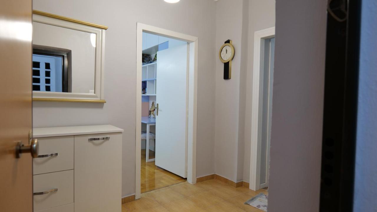 City Center Apartment Niko 04 Tirana Buitenkant foto
