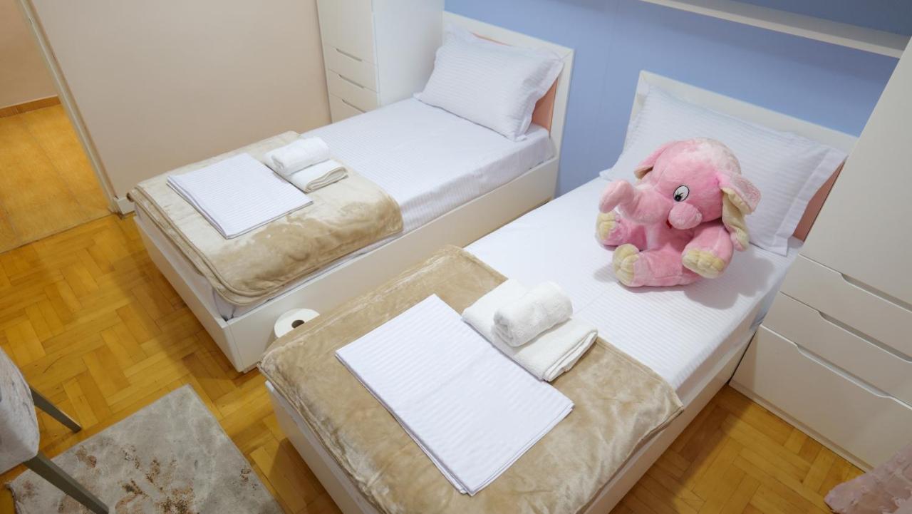 City Center Apartment Niko 04 Tirana Buitenkant foto