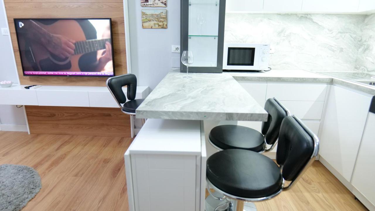 City Center Apartment Niko 04 Tirana Buitenkant foto