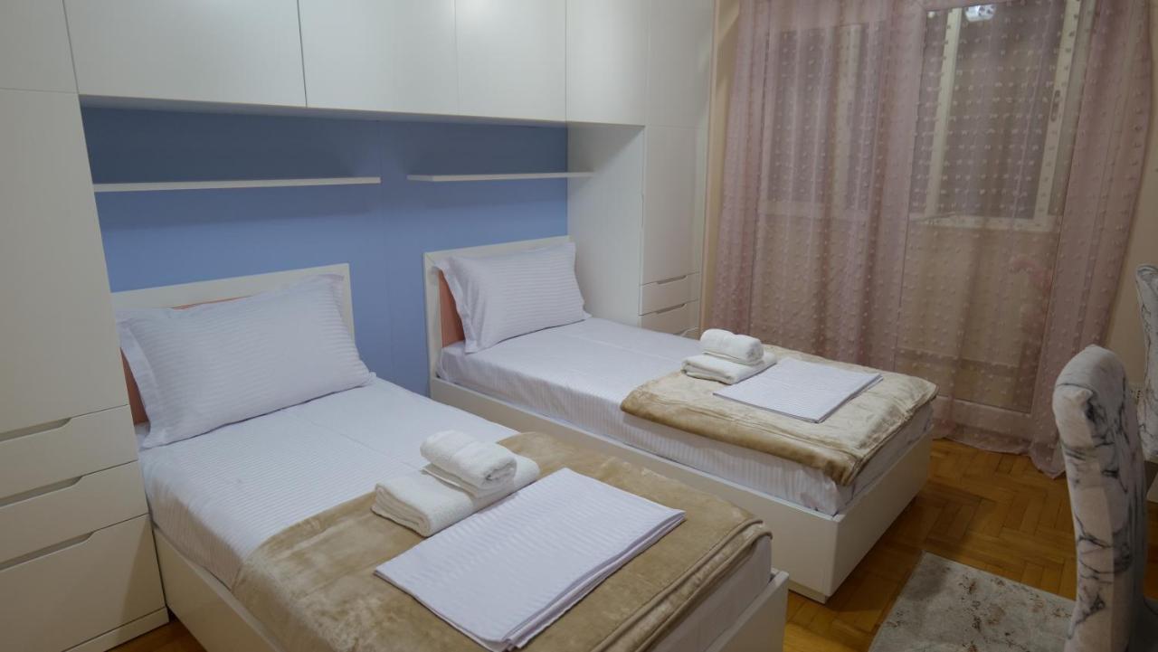 City Center Apartment Niko 04 Tirana Buitenkant foto